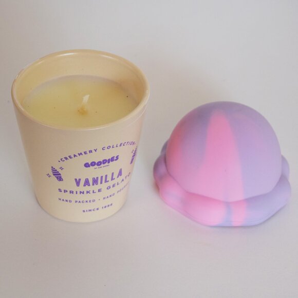 Candle Vanilla Sprinkle Gelato - Picture 3 of 5